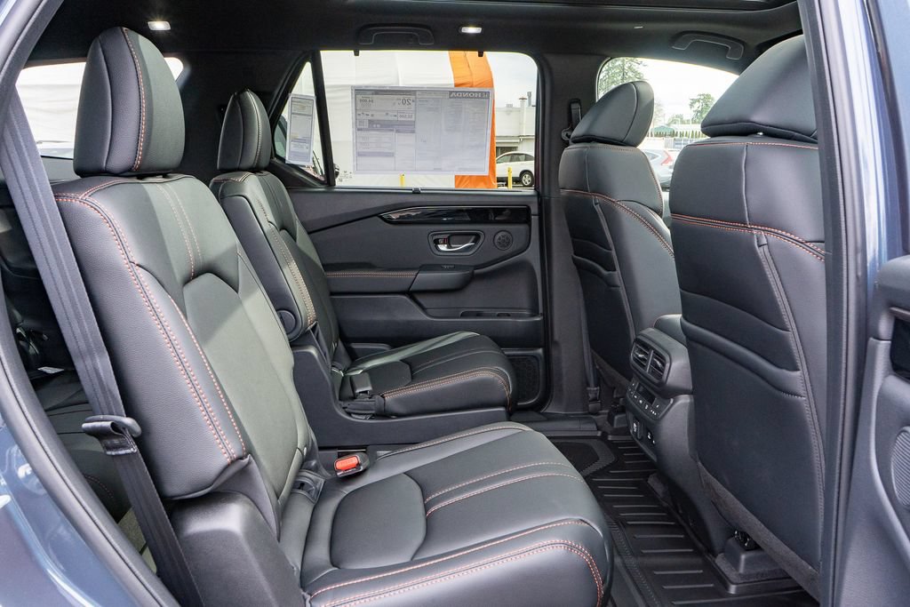 New 2026 Honda Pilot TrailSport image 15