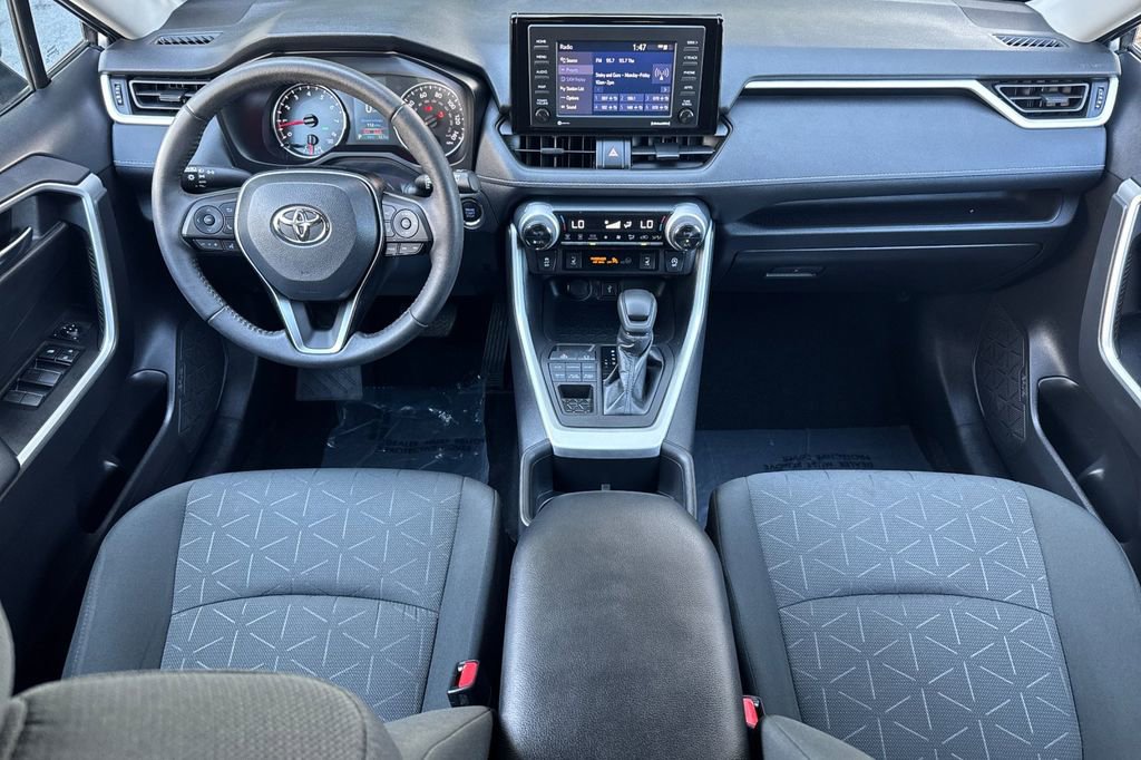 Certified 2022 Toyota RAV4 XLE w/ Convenience Package image 12