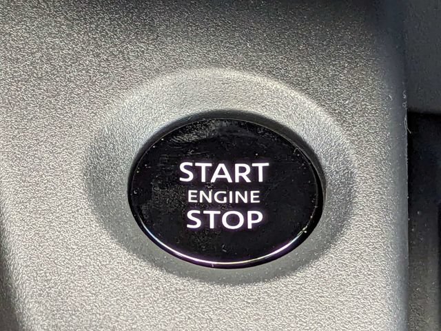 New 2026 Nissan Sentra SR w/ SR Premium Package FWD image 31