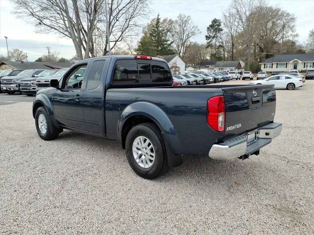 Used 2021 Nissan Frontier SV w/ SV Utility Package image 5