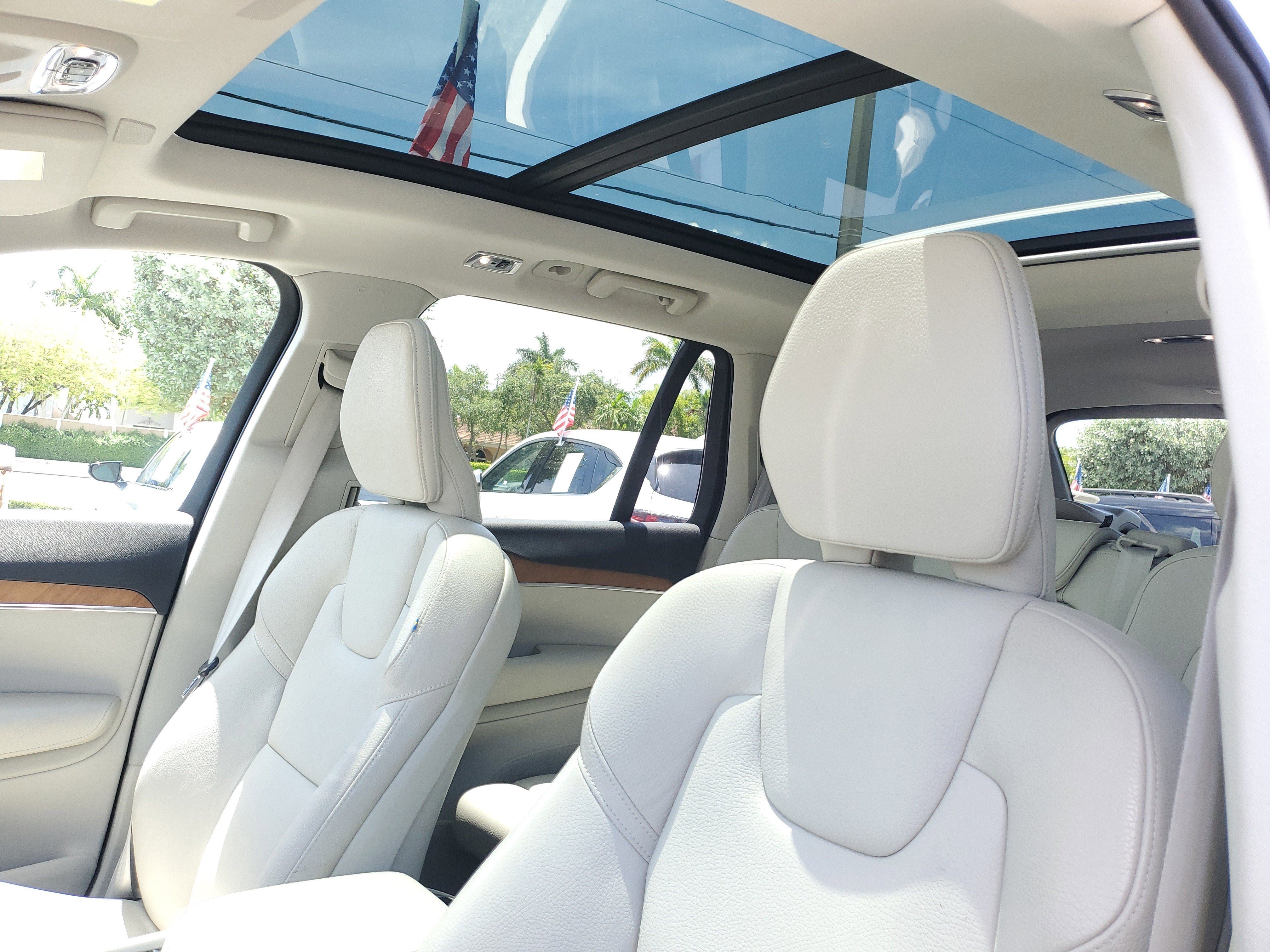 Used 2022 Volvo XC90 T6 Momentum w/ Protection Package Premier AWD/4WD image 21