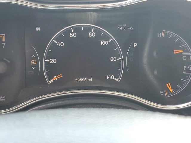 Used 2020 Jeep Grand Cherokee Altitude RWD image 15