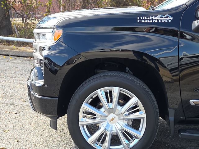 Used 2022 Chevrolet Silverado 1500 High Country w/ High Country Premium Package image 5