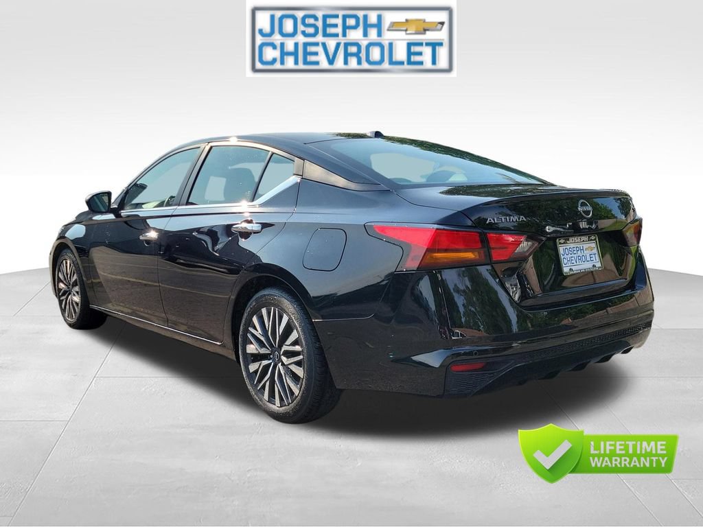 Used 2024 Nissan Altima 2.5 SV FWD video 3