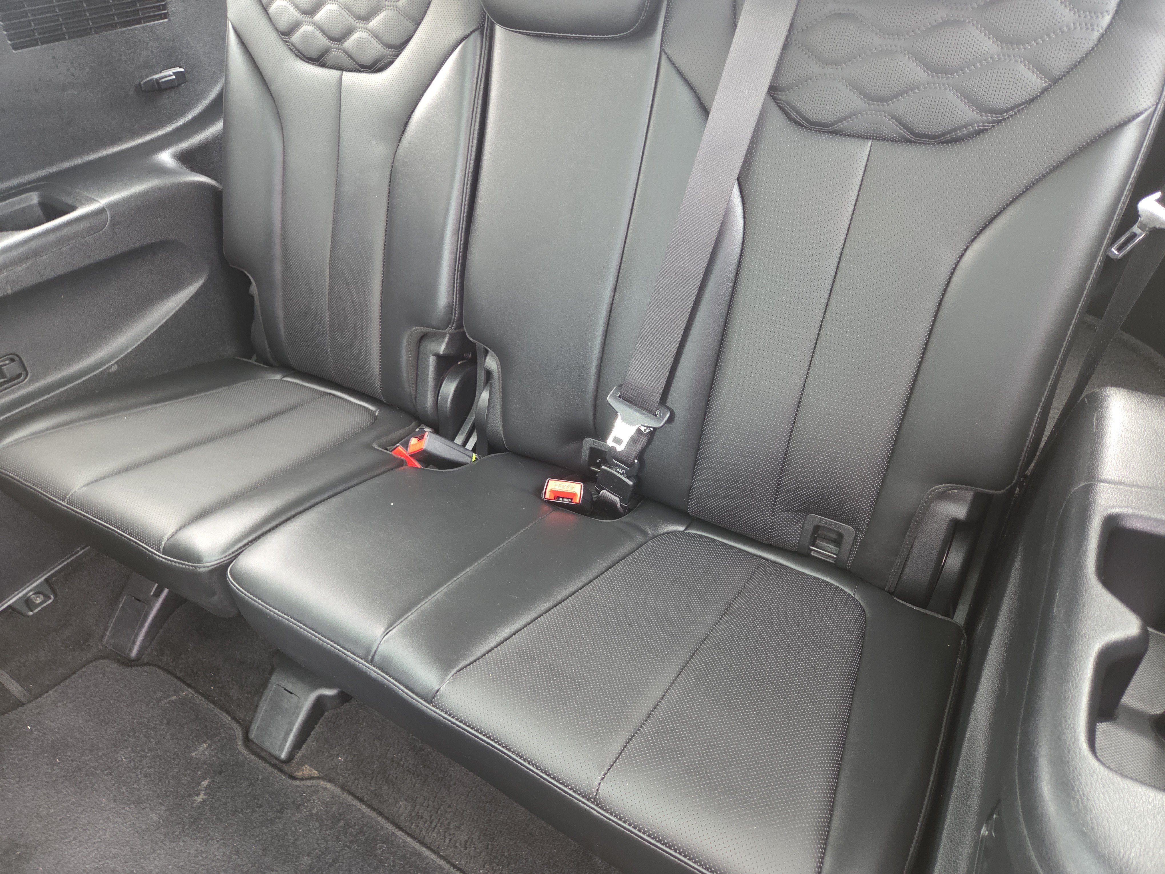 Used 2021 Hyundai Palisade Limited w/ Cargo Package AWD/4WD image 18