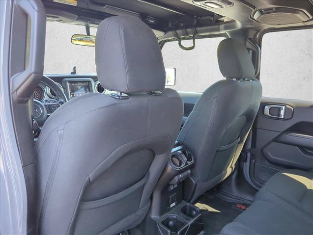 Used 2019 Jeep Wrangler Unlimited Sahara AWD/4WD image 24