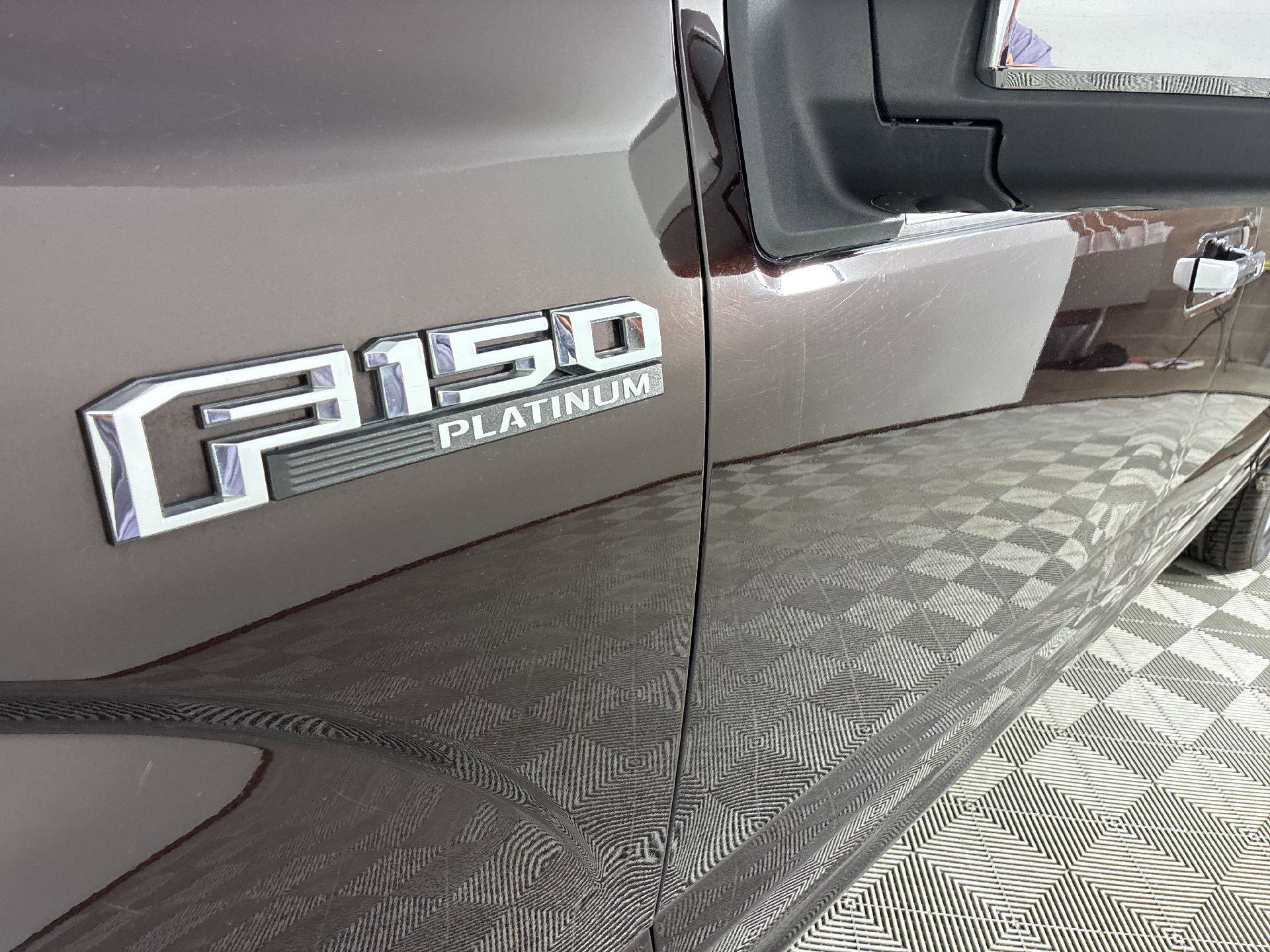 Used 2018 Ford F150 Platinum w/ Equipment Group 701A Luxury image 9