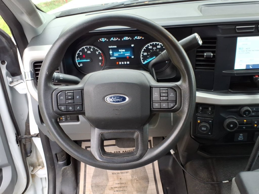 Used 2023 Ford F250 XL w/ Snow Plow Prep Package AWD/4WD image 12