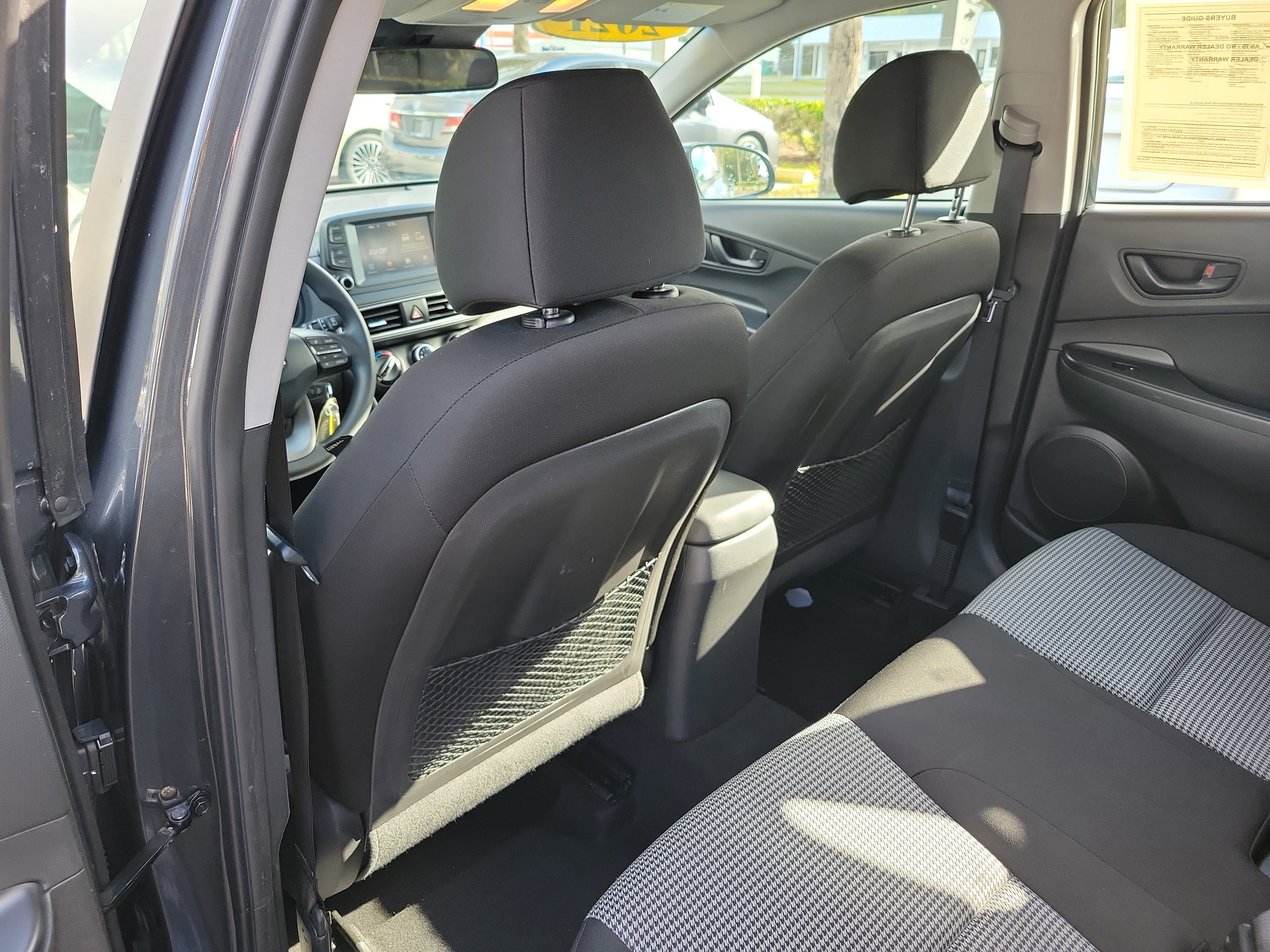 Used 2021 Hyundai Kona SE image 16