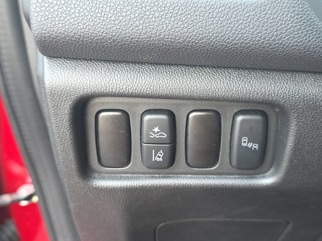 Used 2025 Mitsubishi Outlander Sport SE AWD/4WD image 15