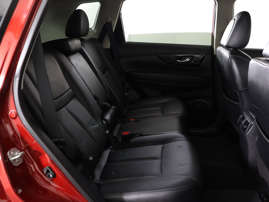 Used 2019 Nissan Rogue SL AWD/4WD image 35