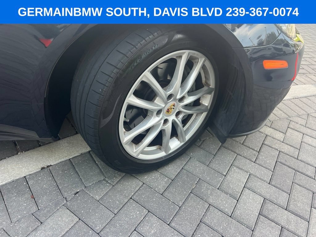 Used 2018 Porsche Panamera 4S AWD/4WD image 19