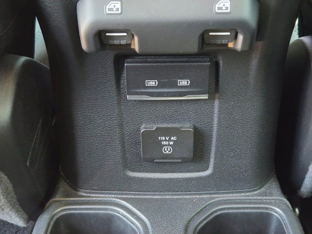 Certified 2022 Jeep Wrangler Unlimited Sahara image 17