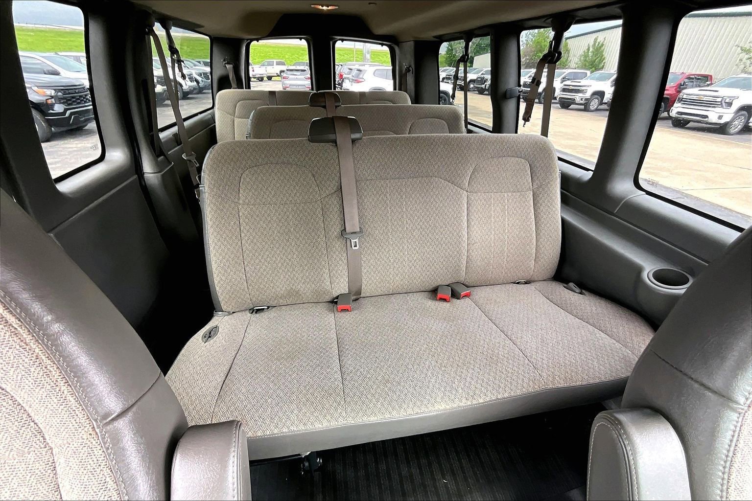 Used 2025 Chevrolet Express 2500 LT w/ LT Preferred Equipment Group RWD image 26