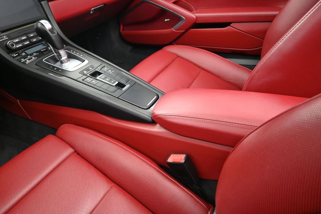 Certified 2019 Porsche 911 Carrera S RWD image 19