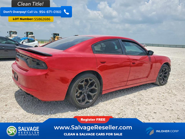 Used 2016 Dodge Charger SE RWD image 4