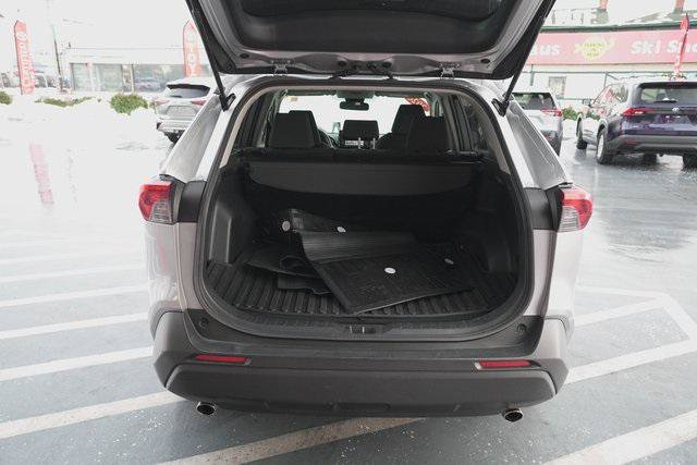 Certified 2020 Toyota RAV4 LE w/ All Weather Liner Package AWD/4WD image 33