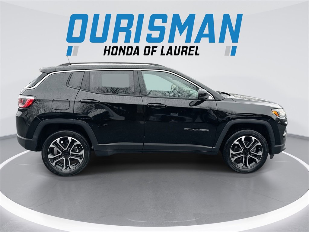 Used 2022 Jeep Compass Limited image 9