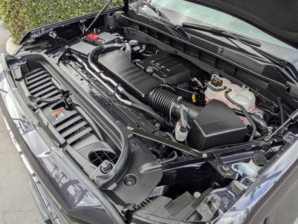 Used 2025 GMC Sierra 1500 Elevation image 23