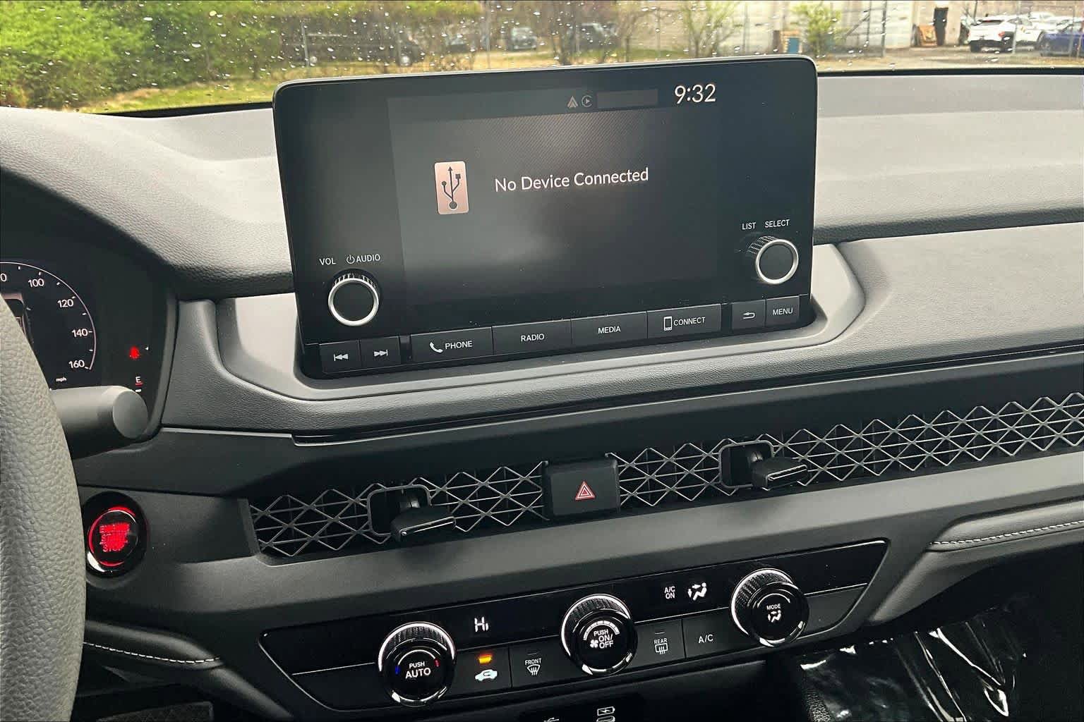 Used 2025 Honda Accord LX image 9