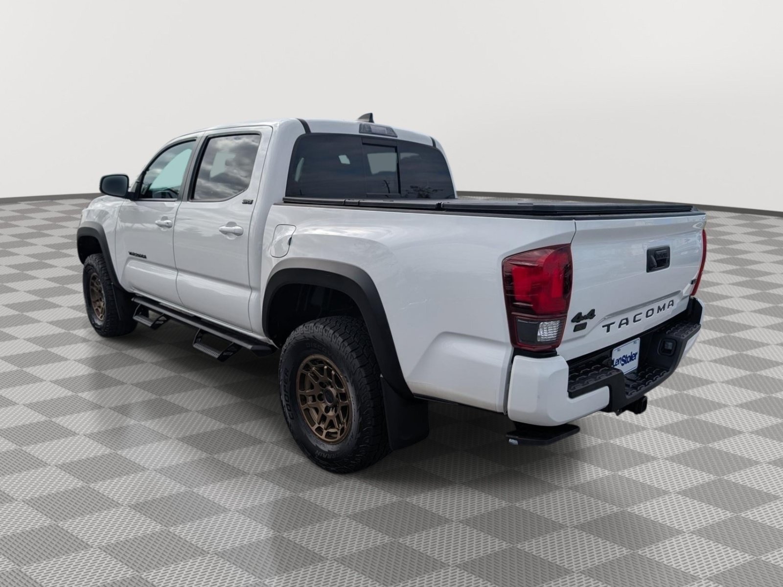 Used 2023 Toyota Tacoma 4x4 Double Cab w/ Trail Edition image 3