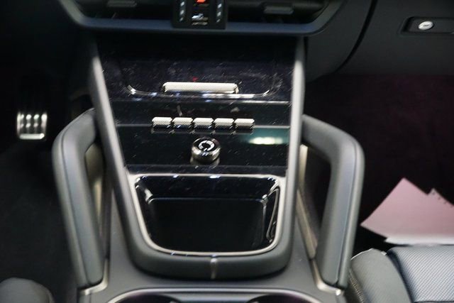 New 2026 Porsche Cayenne Turbo image 19