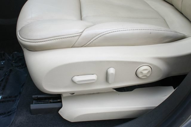 Used 2019 Buick Envision Premium w/ Driver Confidence Package AWD/4WD image 14