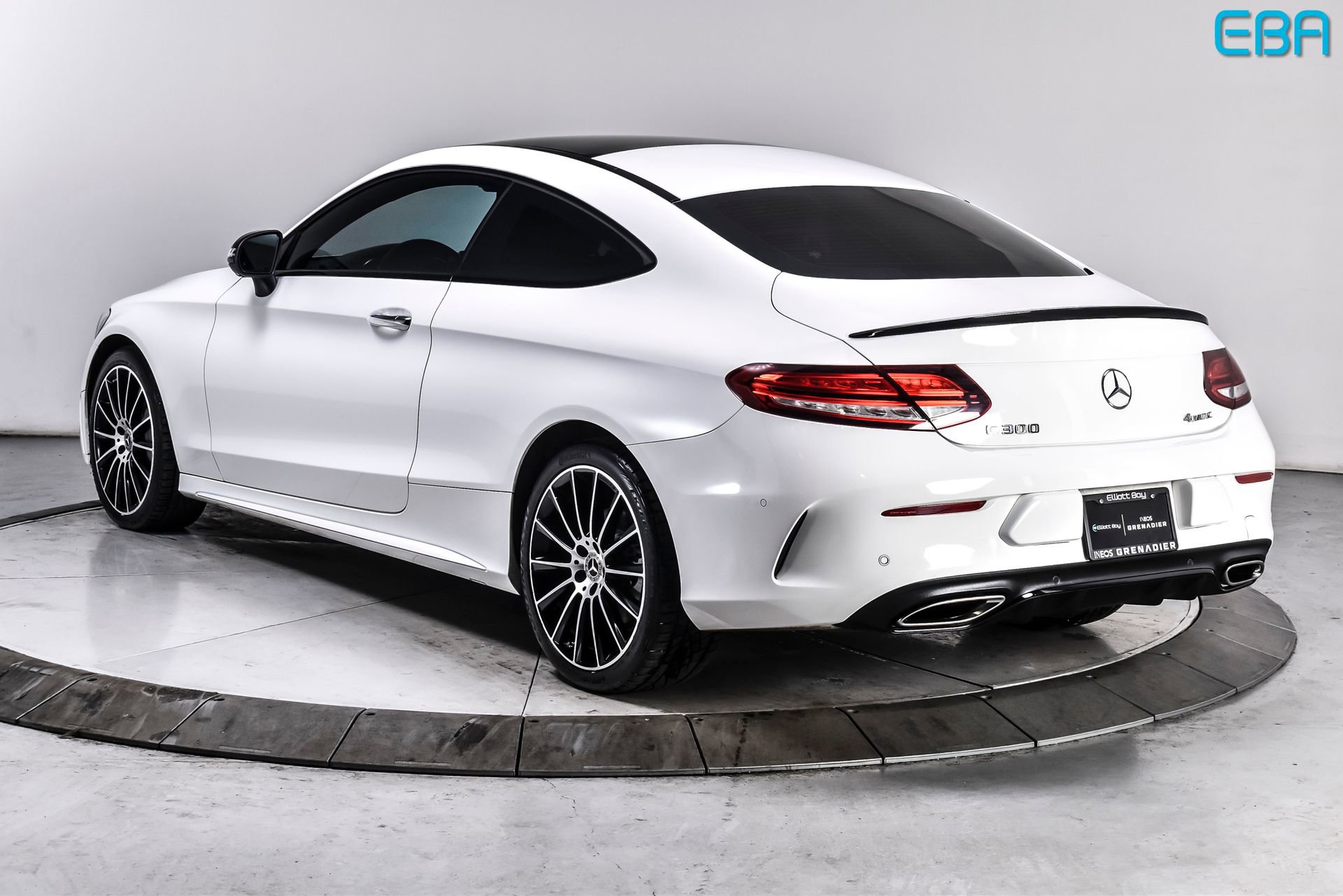 Used 2019 Mercedes-Benz C 300 4MATIC Coupe image 4