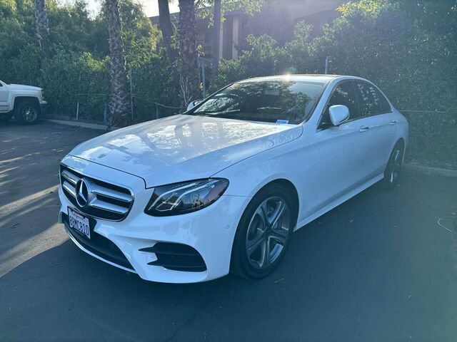 Used 2018 Mercedes-Benz E 300 image 2