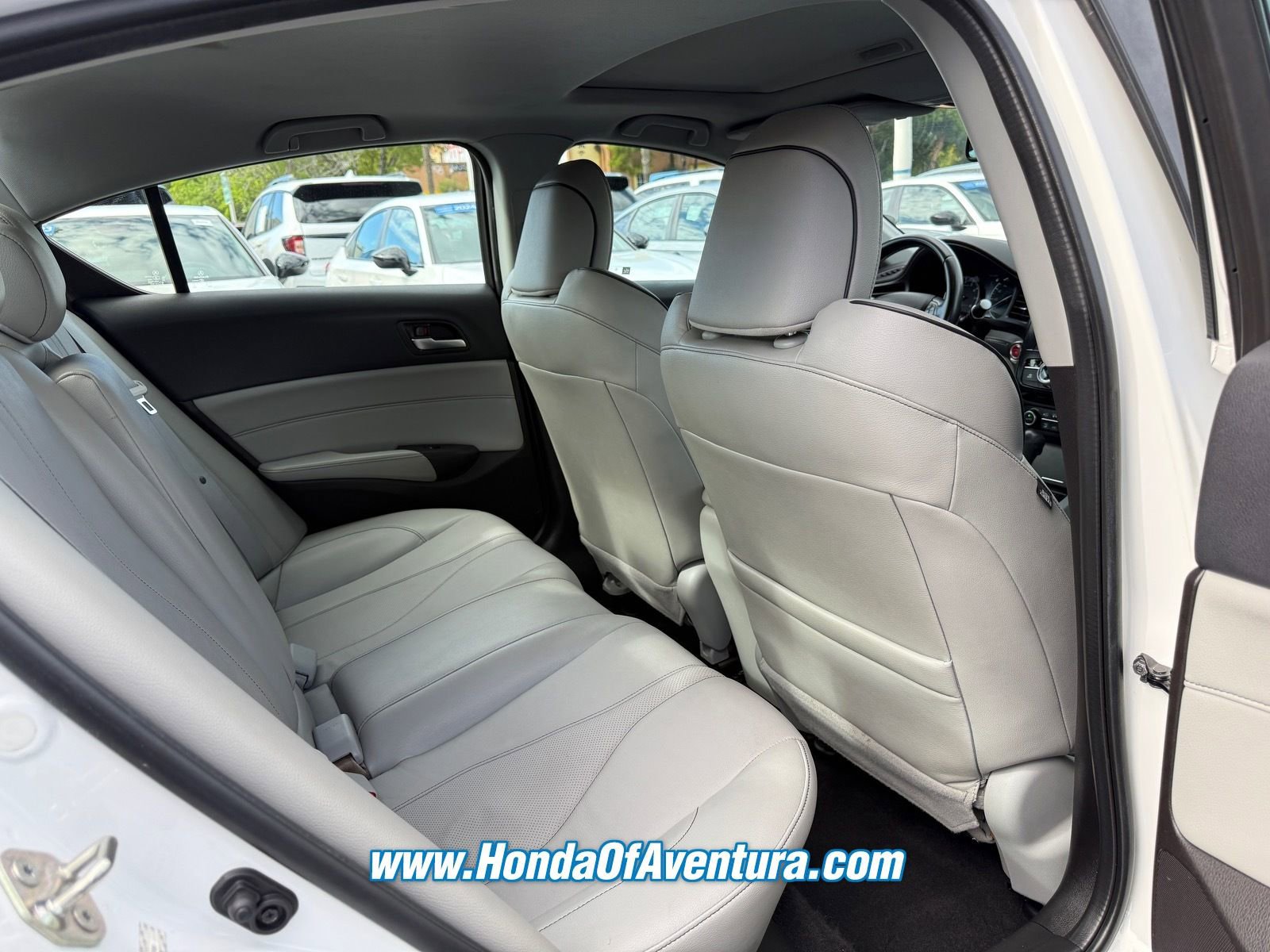 Used 2019 Acura ILX FWD image 12
