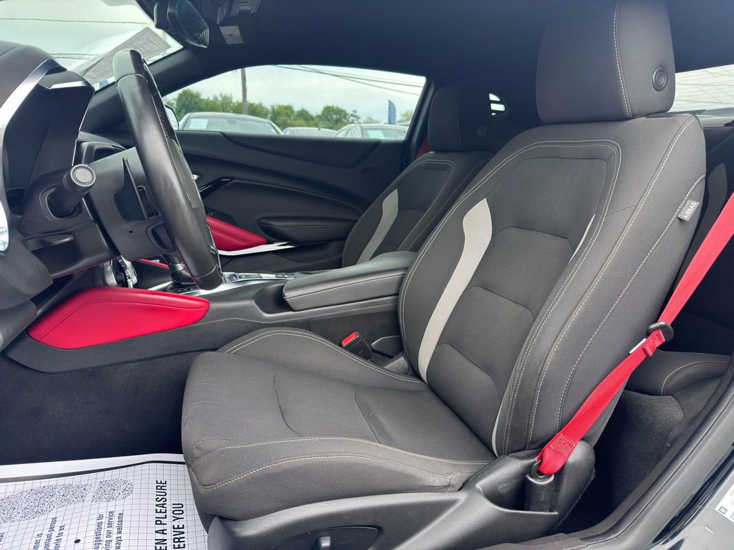 Used 2021 Chevrolet Camaro LT w/ Redline Edition RWD image 15