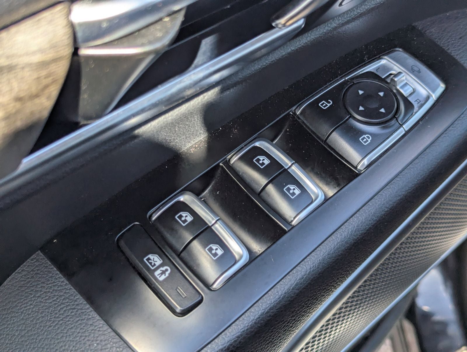 Used 2020 Kia Telluride SX w/ SX Prestige Package image 20