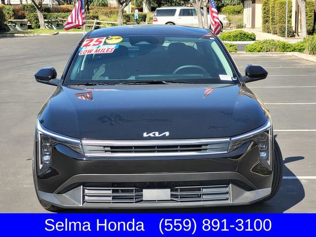 Used 2025 Kia K4 LXS image 3