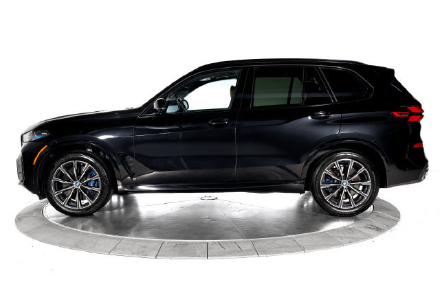 Used 2025 BMW X5 M60i w/ Climate Comfort Package AWD/4WD image 2