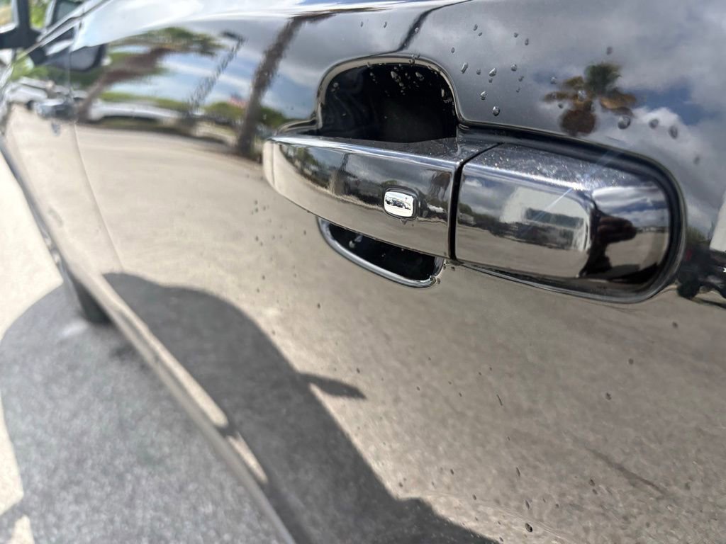 Used 2020 GMC Acadia AT4 w/ Driver Alert Package II image 11