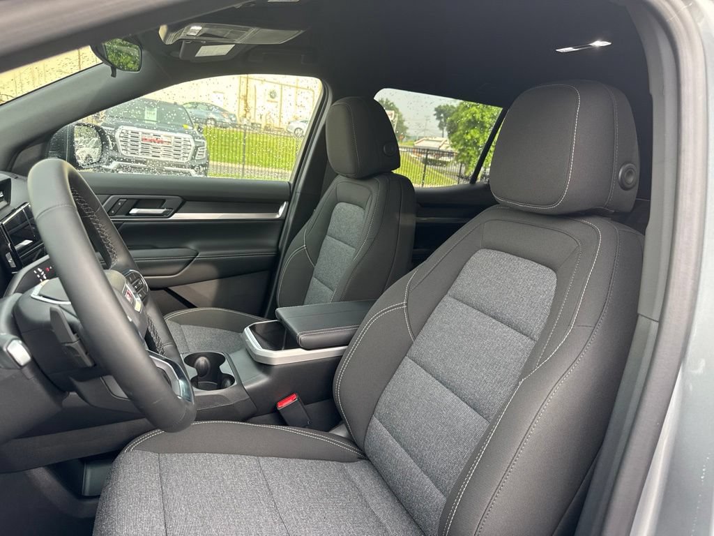 New 2026 GMC Terrain Elevation FWD image 15
