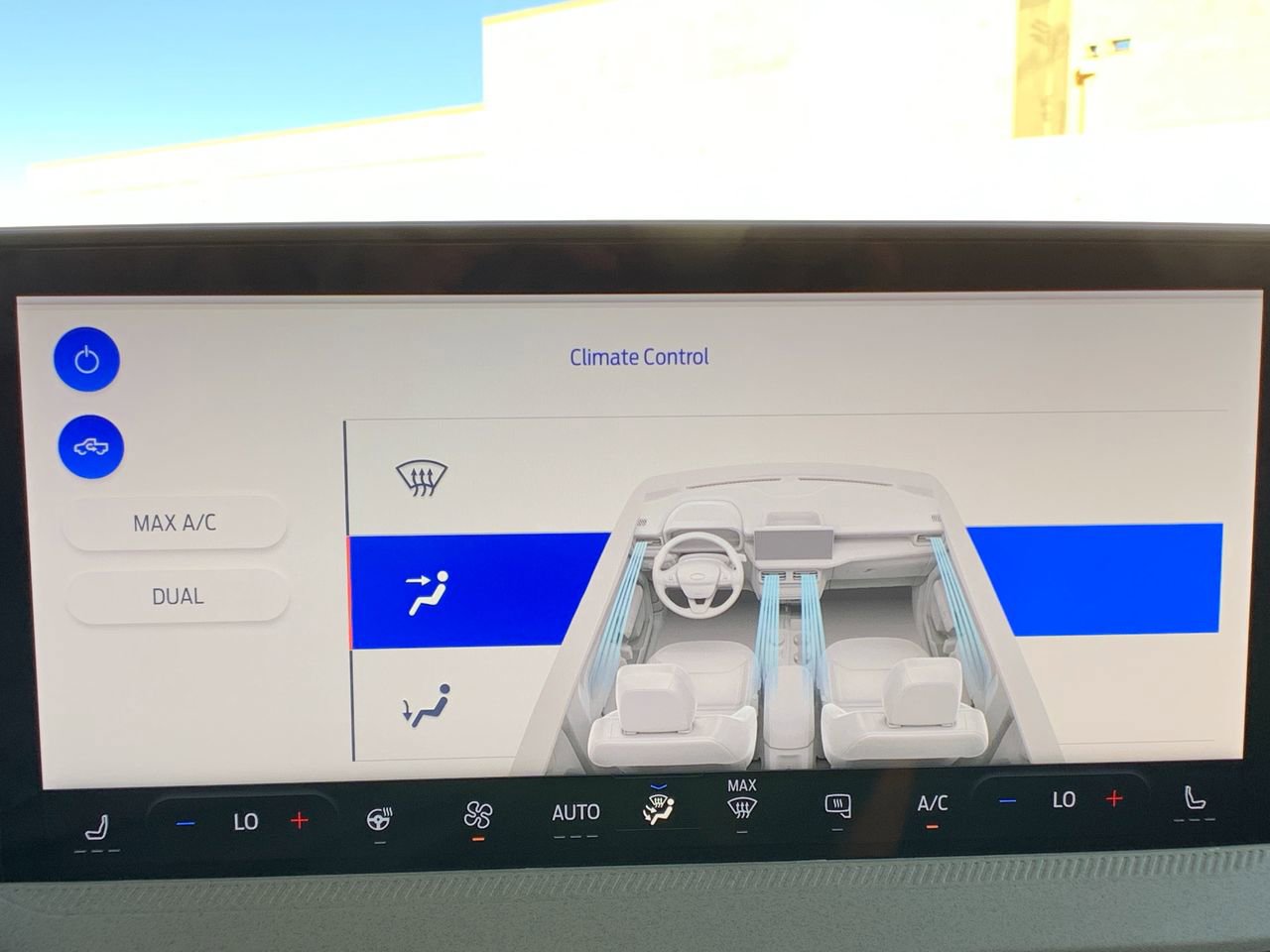 New 2025 Ford Maverick Lariat w/ 4K Tow Package image 36