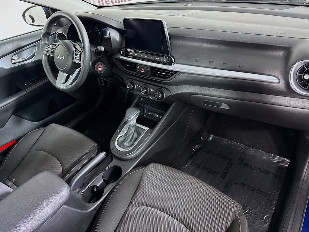 Certified 2023 Kia Forte LXS FWD image 30