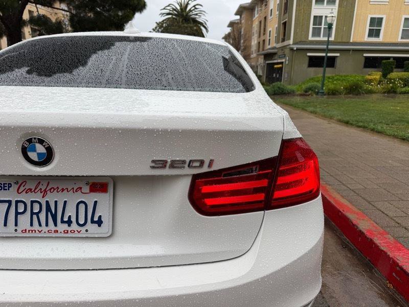 Used 2014 BMW 320i Sedan RWD image 25