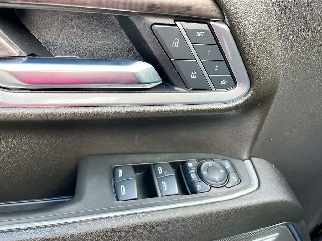 Used 2025 Chevrolet Silverado 2500 LTZ w/ Trail Boss Package image 18