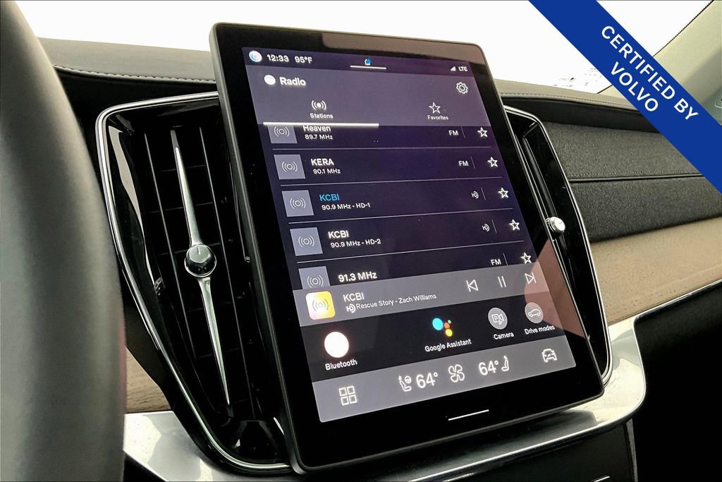Certified 2025 Volvo XC90 B6 Plus image 9