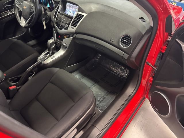 Used 2014 Chevrolet Cruze LT w/ All-Star Edition FWD image 26