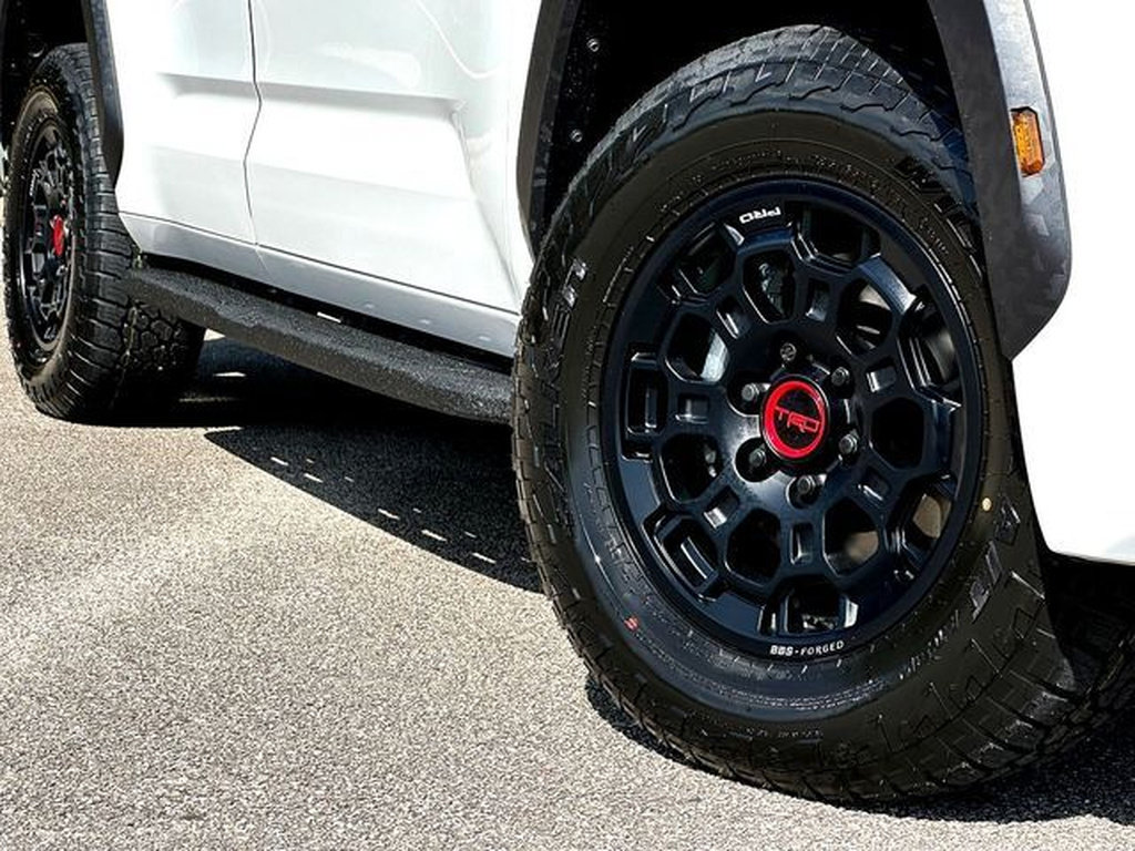 New 2026 Toyota Sequoia TRD Pro AWD/4WD video 2
