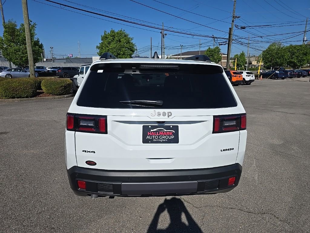New 2026 Jeep Cherokee Laredo image 4