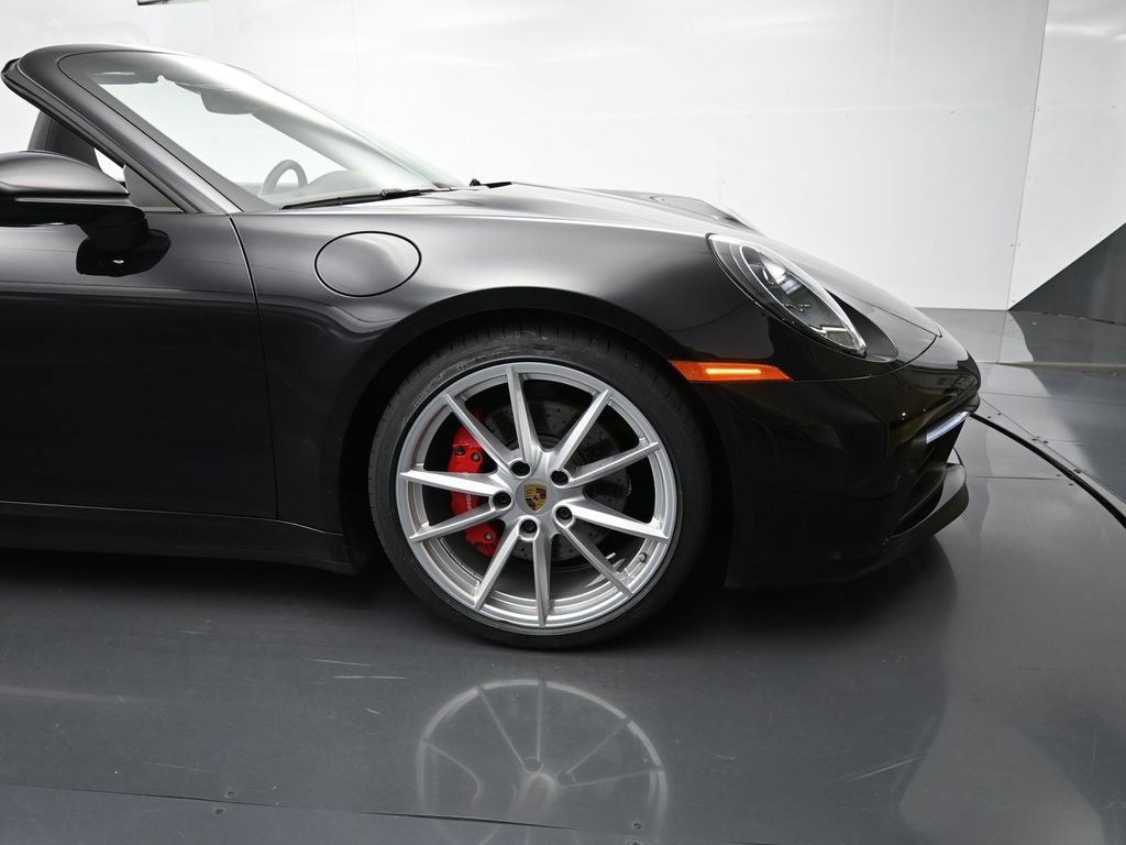 Used 2024 Porsche 911 Carrera S image 20
