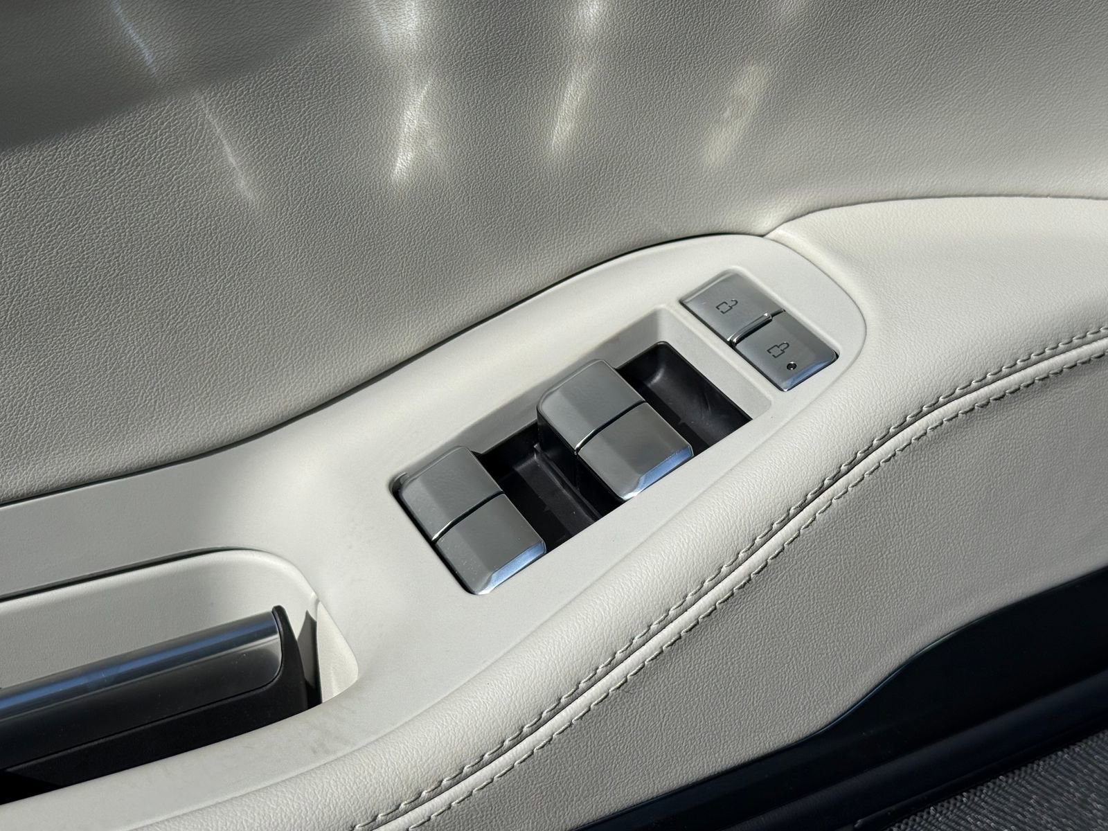 New 2026 Lincoln Navigator Reserve w/ Jet Appearance Package image 34