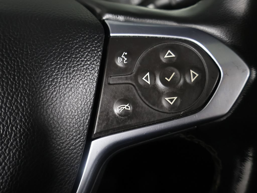 Used 2023 Chevrolet Traverse RS AWD/4WD image 47