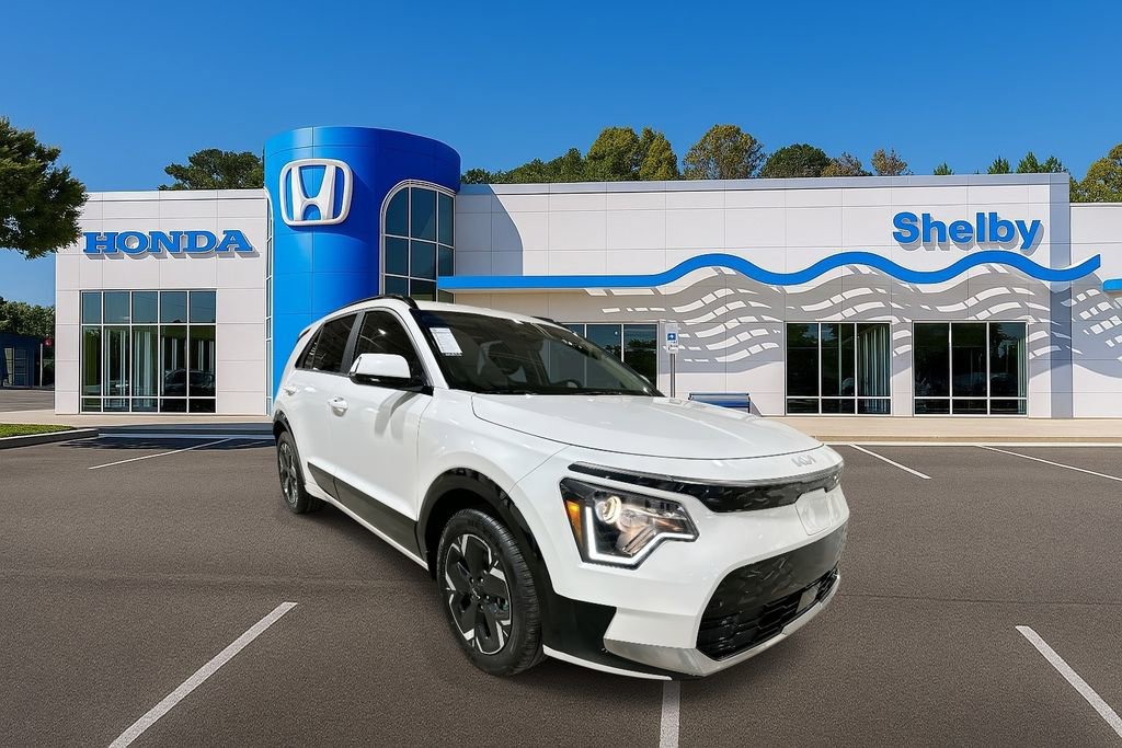 Used 2024 Kia Niro Wind image 2