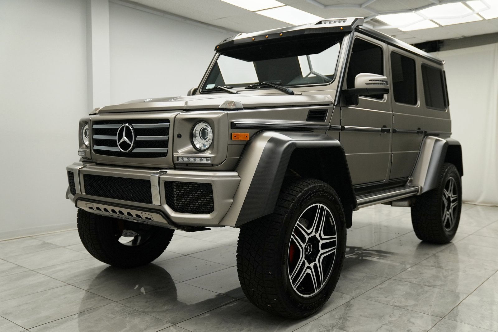 Used 2017 Mercedes-Benz G 550 Squared image 4