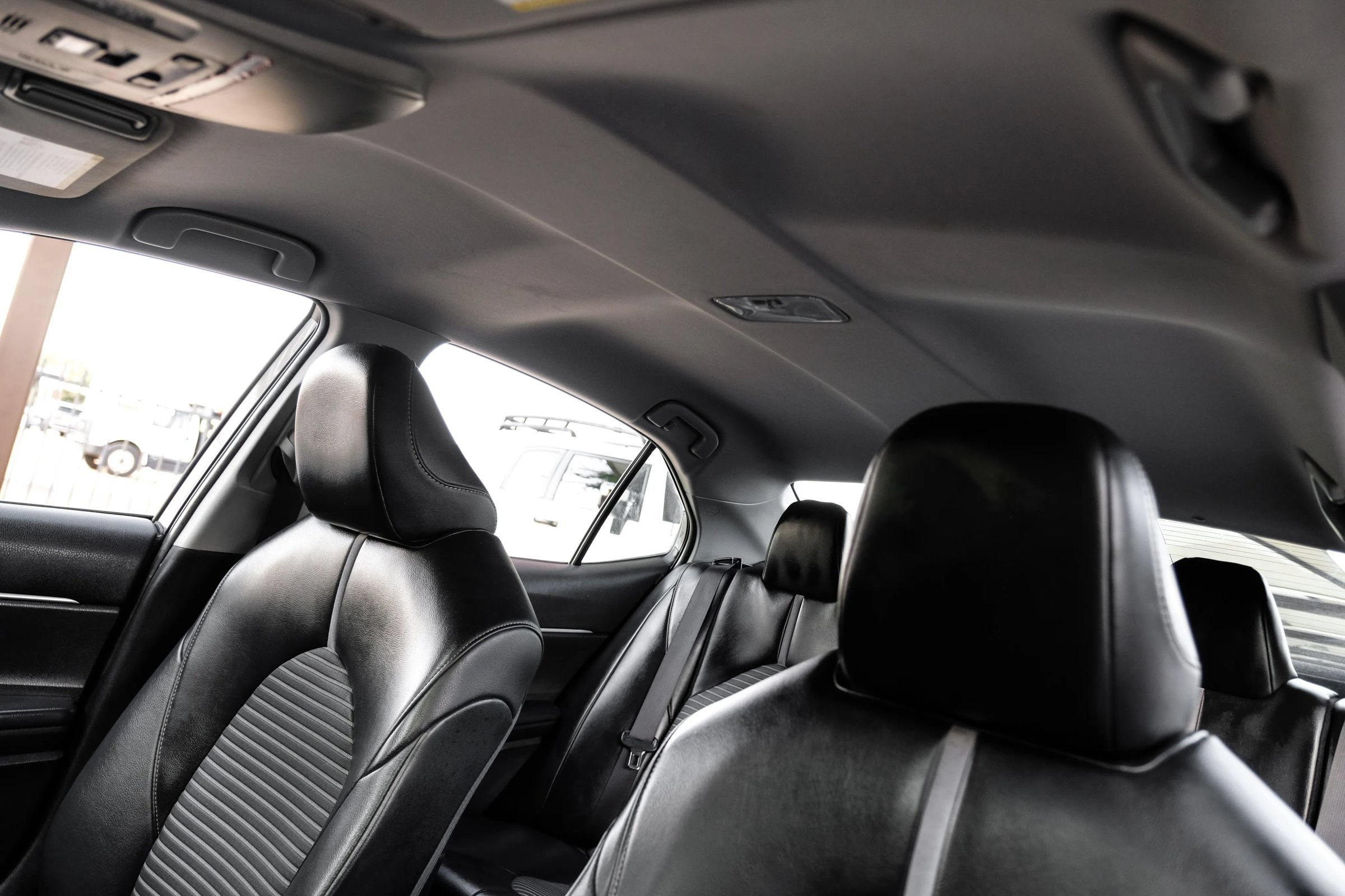 Used 2022 Toyota Camry SE w/ Convenience Package FWD image 33